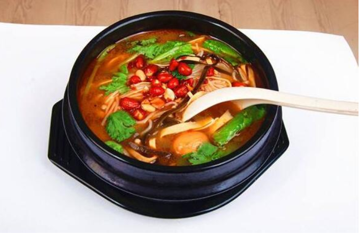 酱妈妈砂锅麻辣烫,麻辣烫,餐饮合作,餐饮创业,全国餐饮连锁 酱妈妈砂锅麻辣烫,麻辣烫,餐饮合作,餐饮创业,全国餐饮连锁